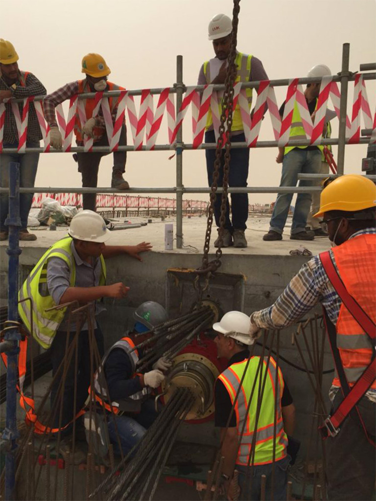 Stressing of Tendons in the New 40Km Road Between Mina Abdullah City and Wafra